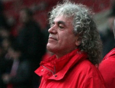 Δείτε την on camera εμφάνιση του Τάκη Τσουκαλά το 1992- Αποκλείεται να τον αναγνωρίζατε (βίντεο)